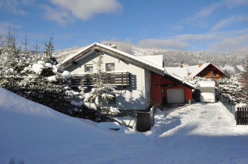 Apartamenty Czyrna Przy Gondoli Щирк Екстер'єр фото
